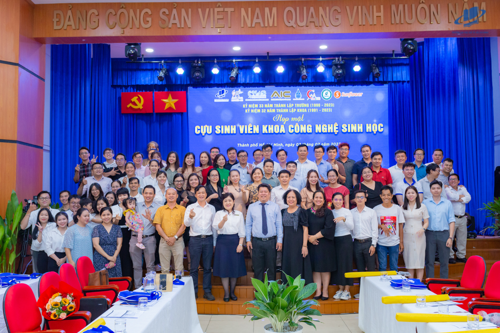Chương trình họp mặt Cựu sinh viên Khoa Công Nghệ Sinh Học Trường Đại học Mở Thành phố Hồ Chí Minh