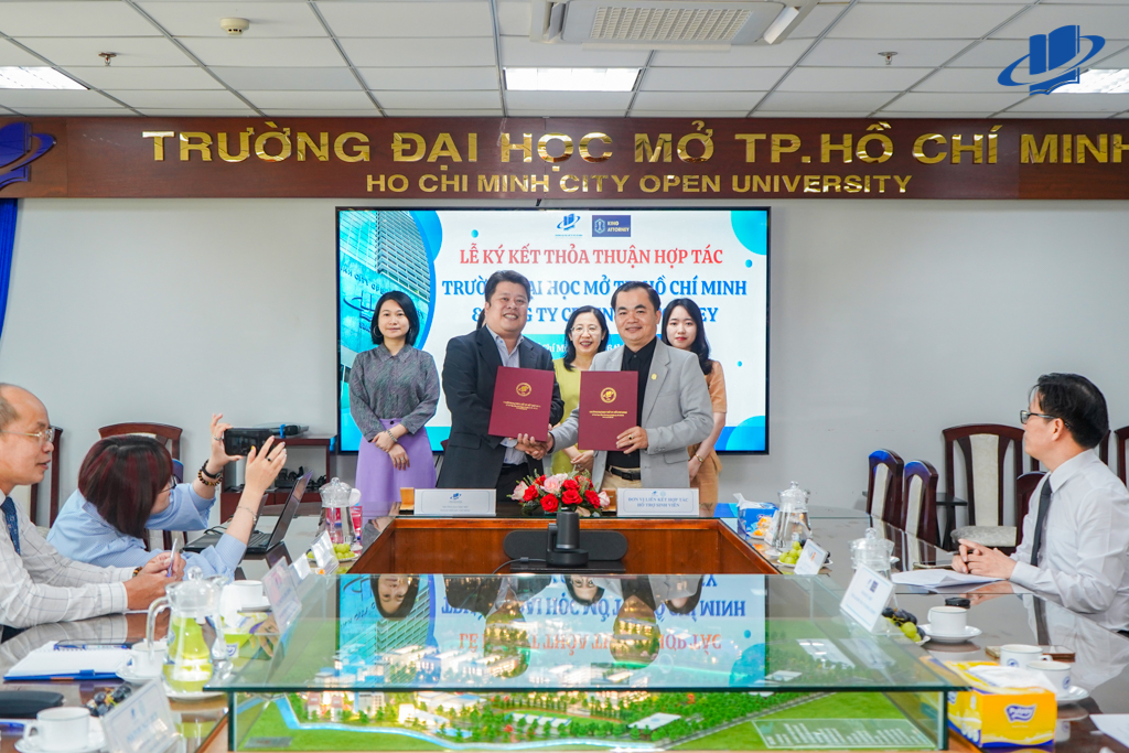 Lễ ký kết hợp tác hỗ trợ sinh viên giữa Trường Đại học Mở TP. Hồ Chí Minh và các Công ty Luật, văn phòng Luật sư, văn phòng Công chứng