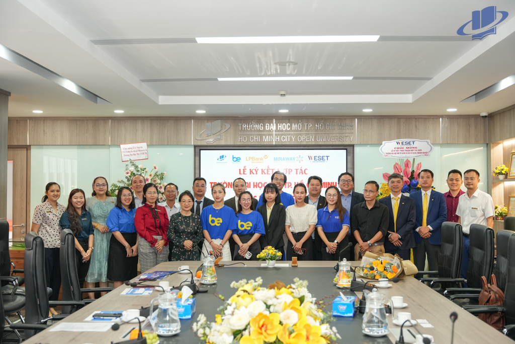 Lễ ký kết thỏa thuận hợp tác giữa Trường Đại học Mở Thành phố Hồ Chí Minh và các doanh nghiệp